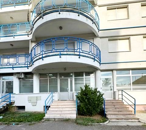Poslovni prostor 62m²/ Modriča / centar grada