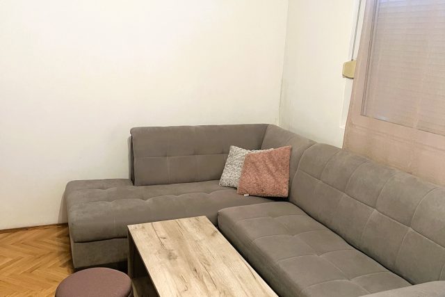 Prodaja / Jednosoban stan / 34m2 / Dositeja Obradovića 14/ Modriča /